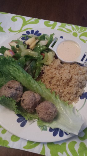 Turkey meatballs with quinoa and salad